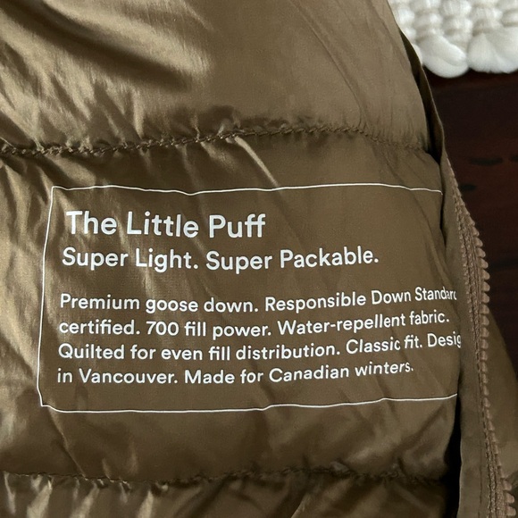 TNA The Little Puff Packable Jacket - Picture 5 of 7